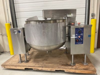 used cleveland 125 gallon steam jacketed kettle with agitation
